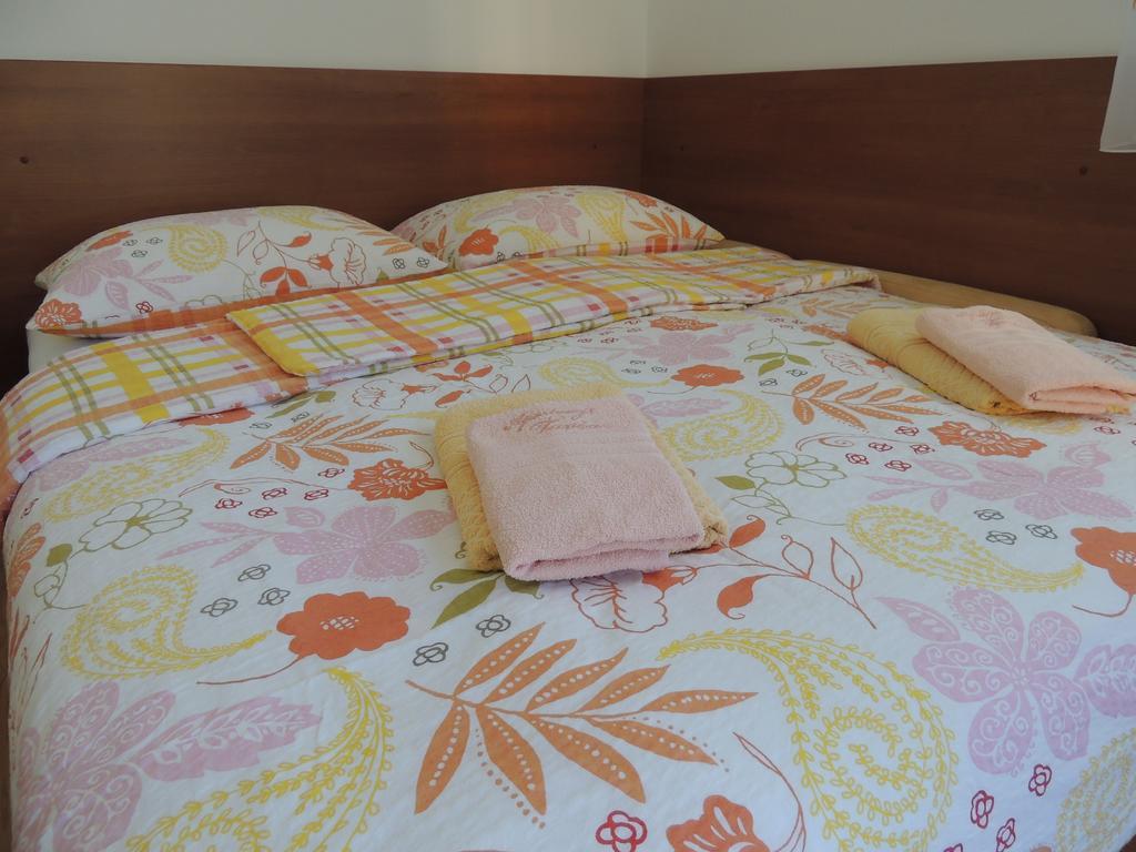 Apartments And Rooms Tavcar Bled Bilik gambar