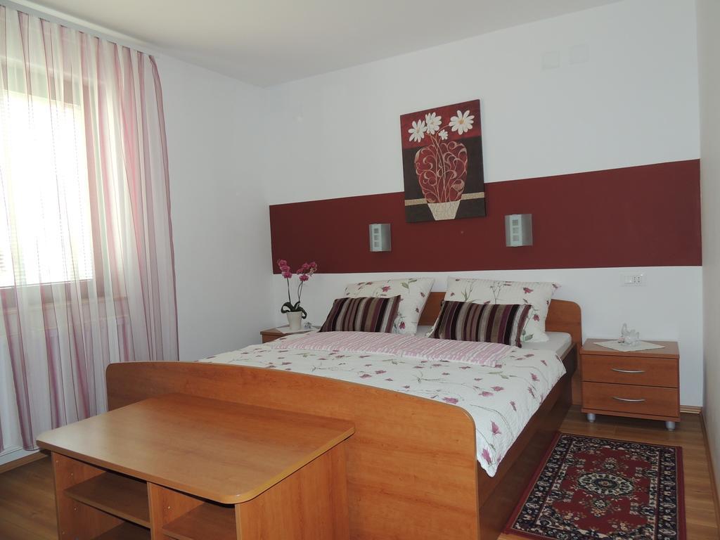 Apartments And Rooms Tavcar Bled Bilik gambar